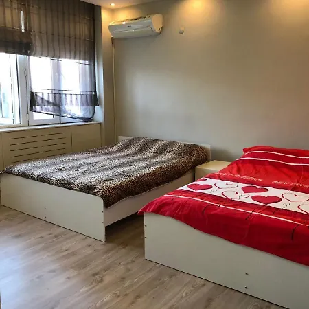 Center Apartment *